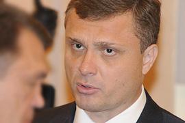 Закон о языках примут после выборов, - АП