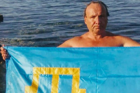 Пловец-марафонец попросил Зеленского о помощи