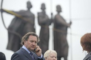 Хорошковский преследует киевского чиновника за несговорчивость?