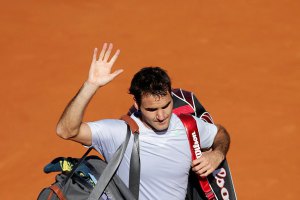 Федерер третий раз подряд проиграл игроку, не входящему в ТОП-50