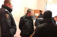 Внутренняя безопасность Нацполиции разоблачила банду полицейских и воров на киевском ж/д вокзале