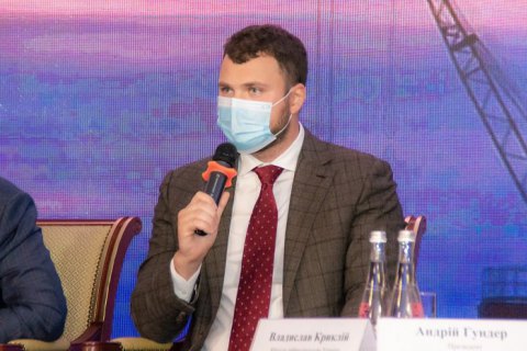 Мининфраструктуры хочет продать три порта и сдать в концессию еще шесть