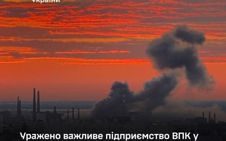 Сили оборони уразили російський ЗРГК  "Панцирь-С1" у Феодосії та пором "Петропавловськ" у Керчі