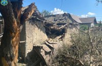 Росіяни вдарили по житлових кварталах Херсона, через обстріл поранені діти