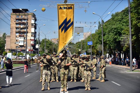 Конгрессмены просят Госдеп внести полк "Азов" в список террористических организаций (обновлено)
