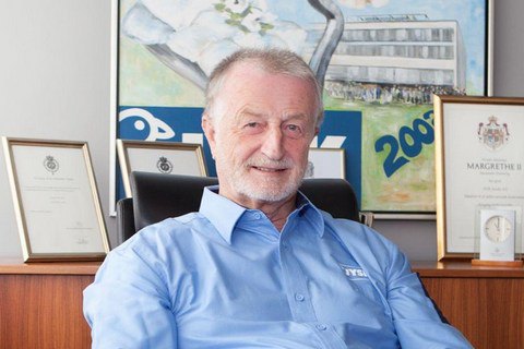 Умер основатель сети магазинов JYSK
