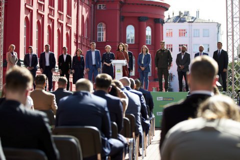 Фракция "Слуга народа" может собраться на заседание и сегодня, - источники