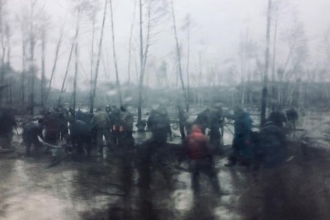 В Ровенской области сотня копателей янтаря напала на полицейских