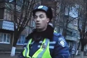Краматорский милиционер, заявлявший, что не служит гражданам Украины, вернулся в ГАИ