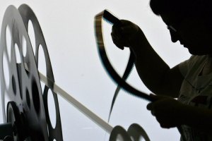 Янукович не забыл вручить премию Довженко за 2011 год 