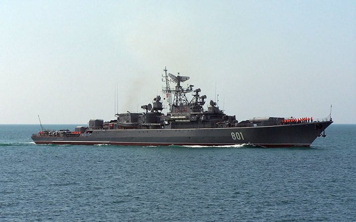 Корабельне угруповання ворога: 5 кораблів, підводний човен та 4 ВДК