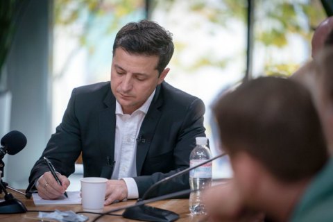 Зеленский регулярно интересуется у правоохранителей относительно "посадок" коррупционеров 