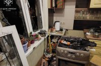 В київській квартирі від вибуху газового балону постраждала дівчина 
