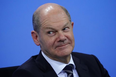 Канцлер Германии в ближайшее время отправится в Москву для переговоров с Путиным
