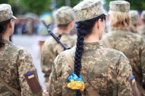 Военный медик вынесла с поля боя раненого у Авдеевки бойца
