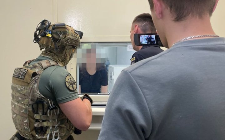 В Україні викрили масштабну шахрайську мережу криптообмінників