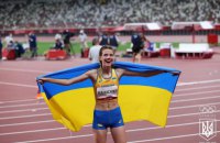 Федерация легкой атлетики поддержала Магучих после негативных публикаций из-за совместного фото с россиянкой Ласицкене