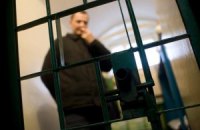 Виктор Янукович выпустил по амнистии на свободу 10 тыс. человек