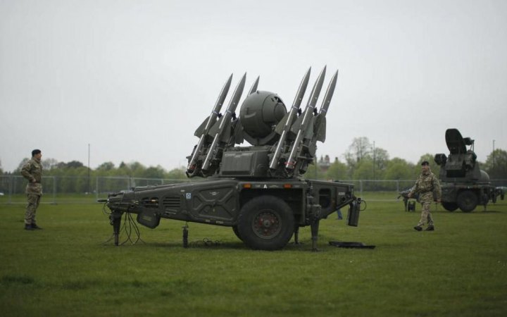​Швейцарія знищить 60 ЗРК Rapier, які могла б передати Україні
