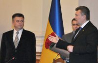 Кому потрібні перевибори?