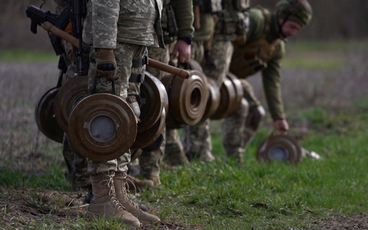 Сили оборони за тиждень вирили на півночі близько 3 тис. метрів траншей