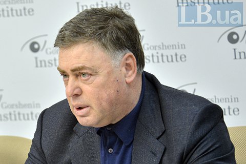 Гиршфельд заявил о необходимости "военного положения" в промышленности