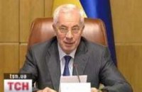 Азаров высказался за продление вступительной кампании 