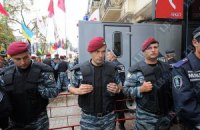 Тимошенко увезли в СИЗО до завтра