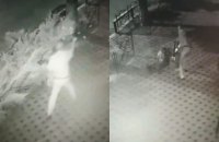 В Полтаве мужчина открыл стрельбу по охраннику кафе за замечание