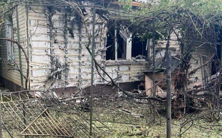Через обстріли РФ на Дніпропетровщині двоє людей поранені