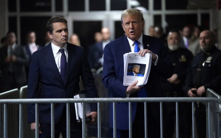 Суд завершив обрання присяжних для кримінальної справи Трампа