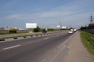 Таможенный союз предложил запретить рекламу на дорогах