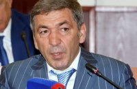 Проти т.в.о. прем'єра Дагестану порушили справу через виявлений у нього золотий пістолет