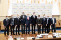 Кабмин подписал меморандум с гарантиями не повышать тарифы на тепло и горячую воду