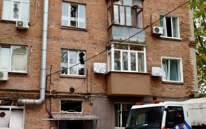 Росіяни атакували Дніпро: поранена жінка, пошкоджені багатоповерхівки та школа