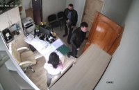 Як чиновники, прикриваючись "інвесторами з Харківщини", намагаються відібрати землю в громади 