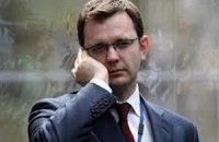 За ложные показания задержали бывшего советника Кэмерона