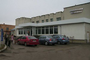 В Ровно выдавали дипломы без вступительных экзаменов и посещения пар