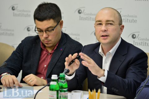 Лиев: Крым превращают в авианосец, где нет места туризму и сельскому хозяйству