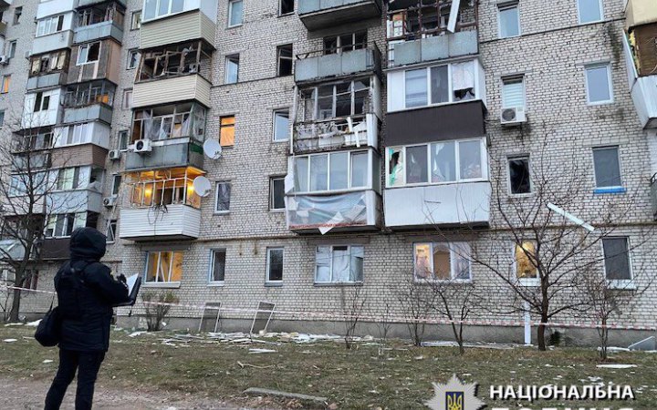 У Київській області внаслідок падіння уламків є пошкодження в 2 районах, постраждали багатоповерхівки (оновлено)