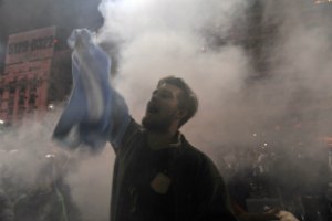 Фаны "Бока Хуниорс" провели "газовую атаку" во время дерби