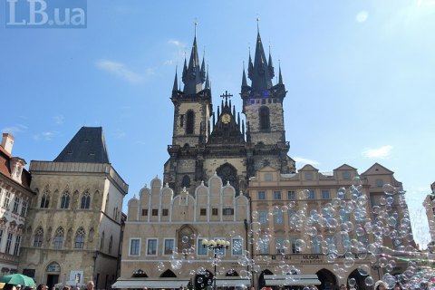 Чешский наземный лоукостер запустил рейсы из Ужгорода и Мукачево в Прагу