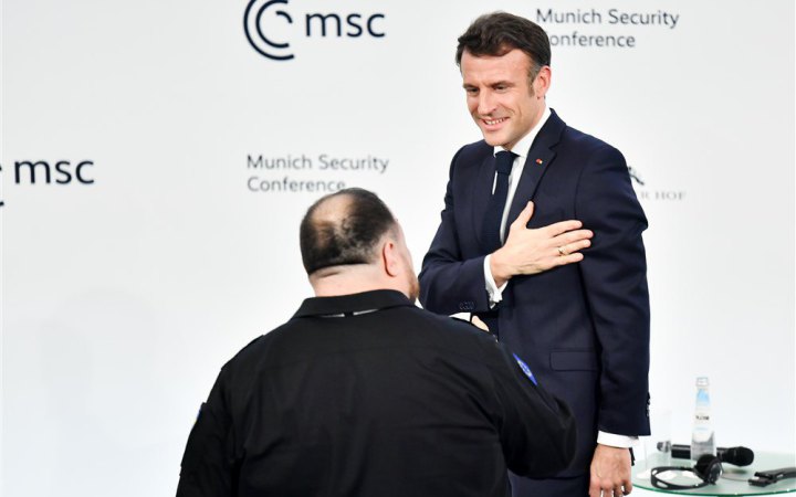 Франція хоче поразки Росії у війні, але не хоче її "знищення", – Макрон