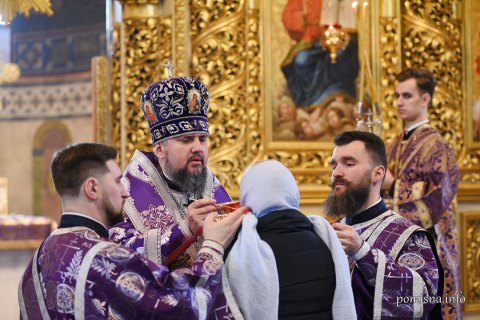 ПЦУ попросила Кабмін послабити карантин для віруючих