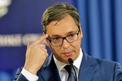 У Белграді автомобіль протаранив кортеж президента Сербії