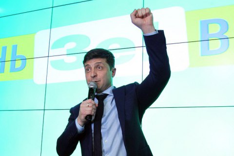 Зеленський покликав Порошенка на дебати на НСК "Олімпійський" і закликав пройти медогляд