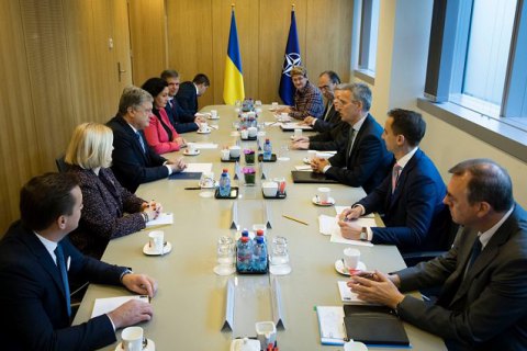 Открыв огонь против украинских судов, Россия перешла красную линию, - Порошенко