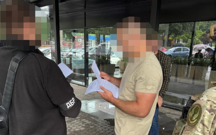 Суд взяв сержанта полку “Скеля” під варту у справі про побиття товаришів по службі на Харківщині