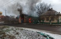 Внаслідок обстрілів Донецької області постраждали двоє людей
