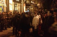 Раненого на Крещатике замглавы КГГА отпустили домой 